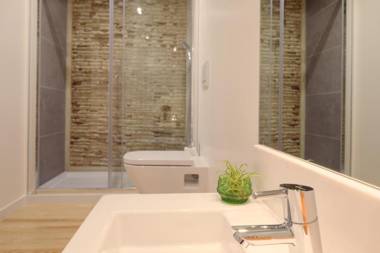 Lisbon Calling Rooms & Studio