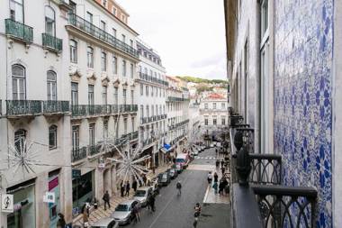 ALTIDO Elegant 2BR Apt w/workspace nearby Baixa-Chiado subway