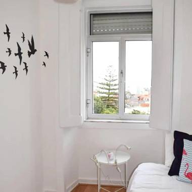 Parlamient River View I by Homing