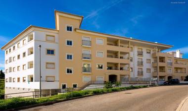 A05 - Luxury 1 Bed Fully Equipped with Pool