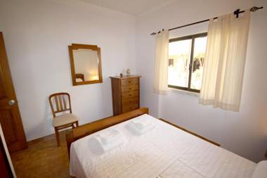 Apartment on the beach Dona Ana by amcf