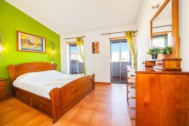 A09 - Super Central Duplex Apartment