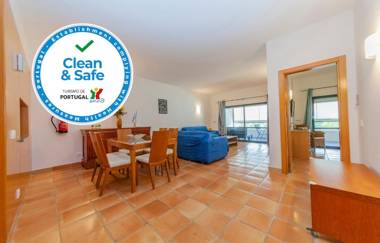 B39 - Marina Hill Apartment