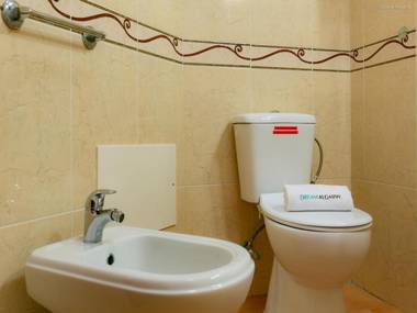 A03 - Central 1 Bed Apartment