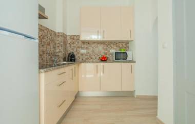 A46 - Oliveira Downtown Apartment