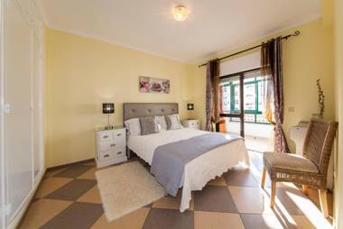 B17 - The Stunning Seaview Apartment