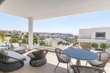 Sleek Modern Beach Apartment Porto de Mos Lagos