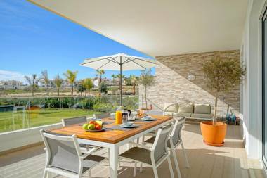 Brand New Luxury 3 Bedroom Apartment Porto de Mos