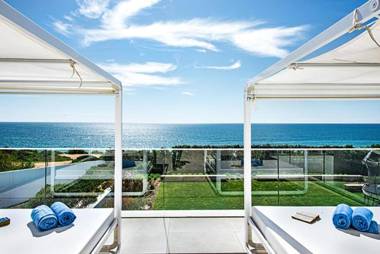 Stunning Luxury Modern Villa Miramar Luxe with all the comforts Sea views