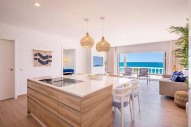 Beach View Apartment Praia da Luz by Blue Diamond