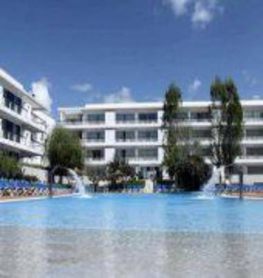 Marina Club Suite Hotel