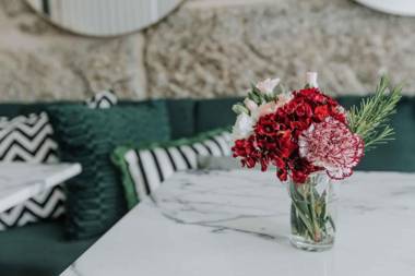 Trovador City Guest House