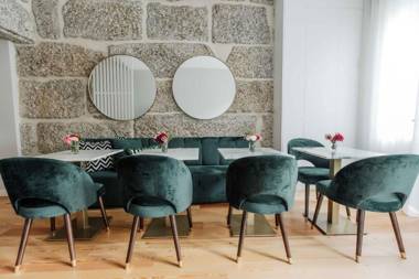 Trovador City Guest House