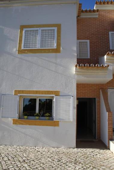 At22 4 bed town house Vale de Parra