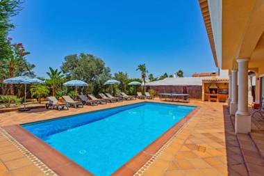 Villa Helene Norvilla - Luxury villa walkable to shops restaurants heated pool close to Gale beach