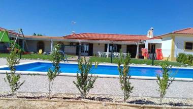 5 bedrooms villa with private pool furnished garden and wifi at Grandola