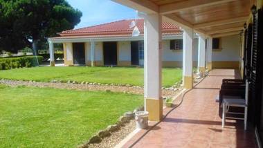 5 bedrooms villa with private pool furnished garden and wifi at Grandola