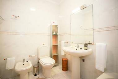 Sotto Mayor Residence