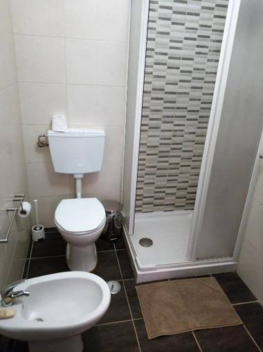Sleep & Go Faro Airport Guest House