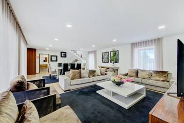 3 bedrooms villa with private pool enclosed garden and wifi at Esposende