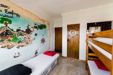 Hostel & Surfcamp 55