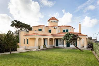 ALTIDO Splendid 4-BR House w/Swimming Pool & Sea View