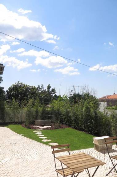 Penedo da Saudade Suites & Hostel