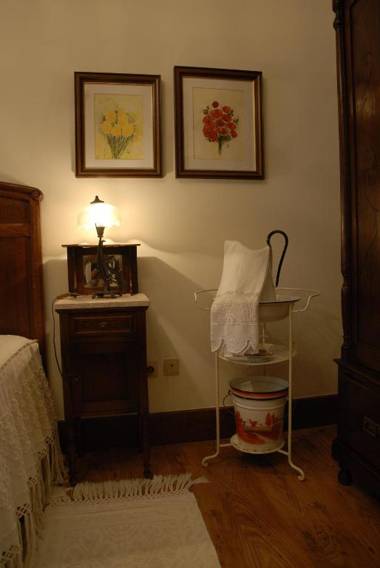 Casa do Meio do Povo - Turismo de Habitação