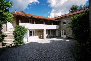 Casa de Barreiros Camélias de Basto