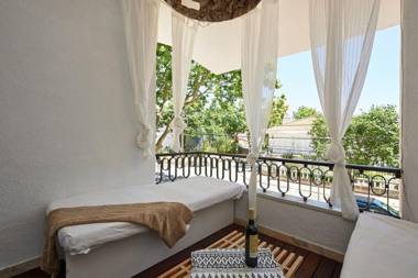 Central Oasis Apartment