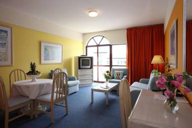 Canico Bay Apartments