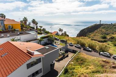 Villa Sol e Mar by OurMadeira