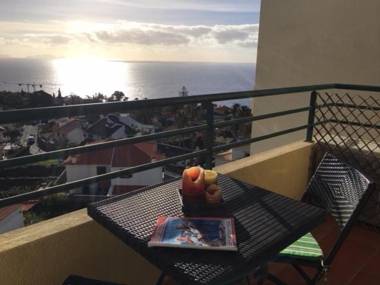 Vista Mar - New Apartment In Caniço de Baixo With Nice Sea Views