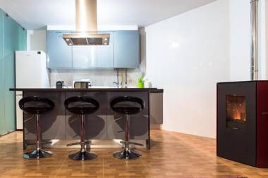 Deville Luxury Retreat