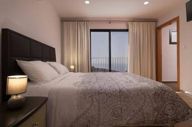 Casa da Rosalina by OurMadeira