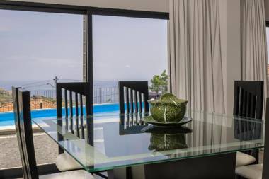 Luxury Calheta Villa Casa da Rosalina 5 Bedrooms Stunning Sea Views Pool Table Gym