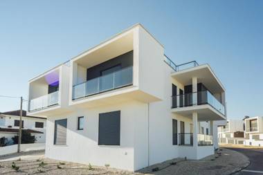 Janelas de Salir- Holiday Apartments - By SCH