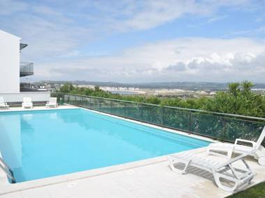 Comfortable holiday home within walking distance of the bay of São Martinho