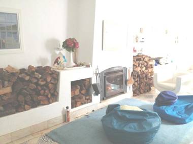 2 bedrooms house at Alvor 200 m away from the beach with sea view furnished garden and wifi