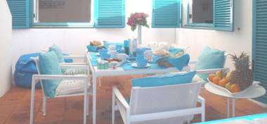 2 bedrooms house at Alvor 200 m away from the beach with sea view furnished garden and wifi