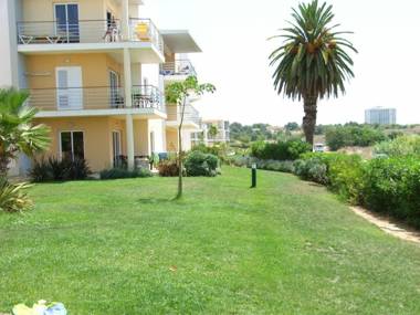 Portugal Rentals Vila da Praia Apartments
