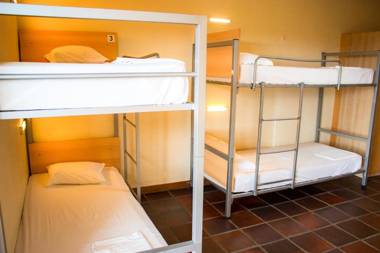 HI Almada - Pousada de Juventude