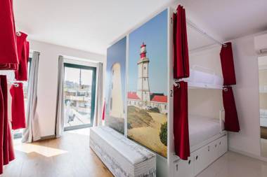 Lisbon South Hostel