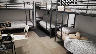 Hostel Prximo A Praia P Surf Na Caparica