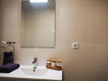 Luxury Room For 6 - Guesthouse