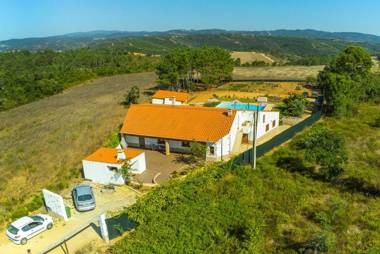 H - Montes de Praias GuestHouse