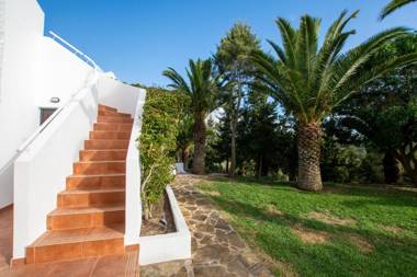 Charming 5-Bed House in Aljezur