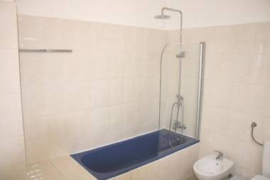 Apartamentos Vale de Carros - By Portugalferias