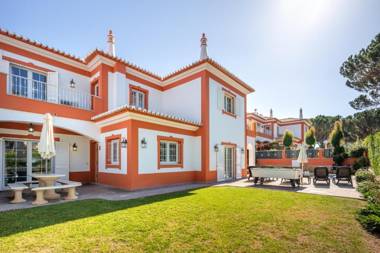 Vila de 4 Quartos em Albufeira