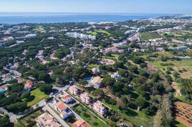 Vila de 4 Quartos em Albufeira